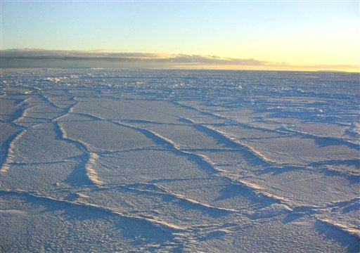 a photorgraph of an icy tundra